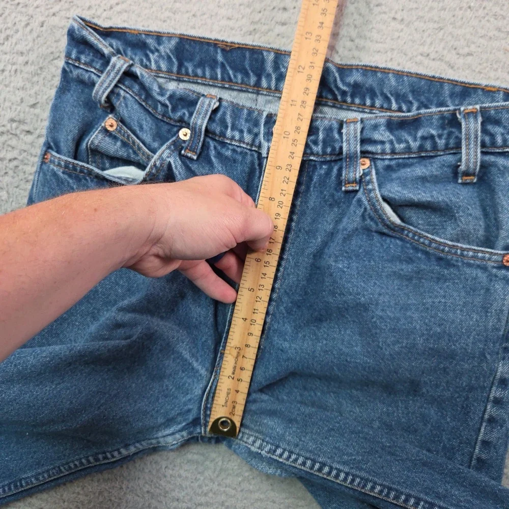 VTG Levis 505 Jeans Mens 33x32 USA Made Orange Tab 90s Grunge Distressed Denim